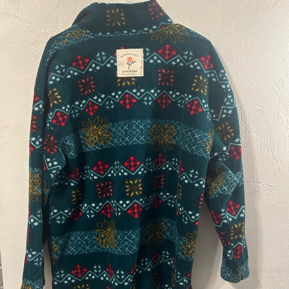 Victoria Secret Country, long sleeve, oversized, comfy pull over sweater, SZ M